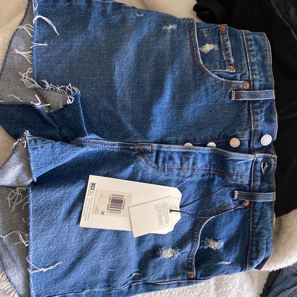 brand new with tags levi shorts!